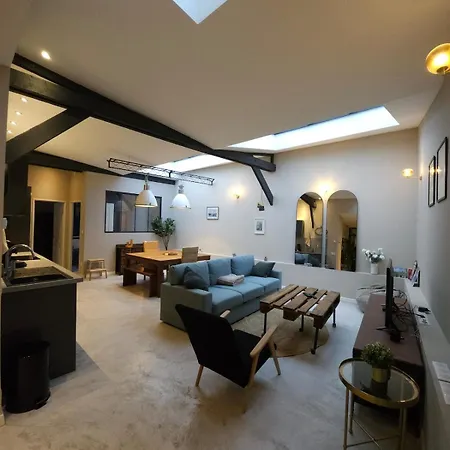 Apartman Loft Moderne Avec Garage Dans L'hyper Centre *