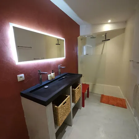 Apartman Loft Moderne Avec Garage Dans L'hyper Centre *