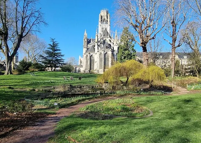 Loft Moderne Avec Garage Dans L'hyper Centre